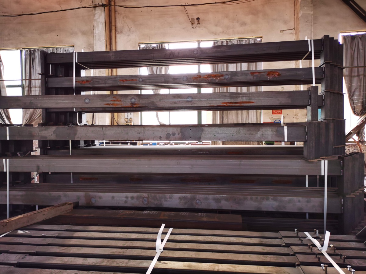 玻璃生产线配套装备焊接加工