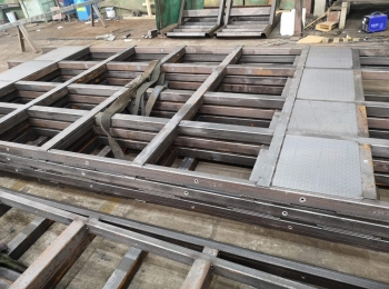 设备钢结构焊接代加工